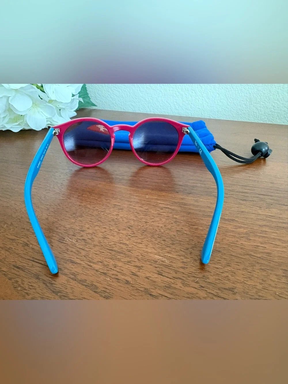 Ray-Ban Kids Hot Pink Round Sunglasses with Dark Lenses
